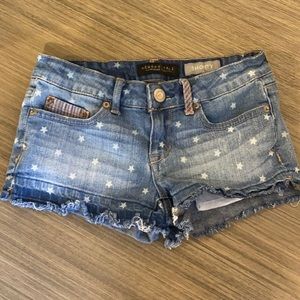 336 - Flag shorts